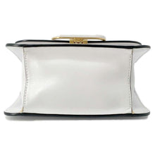 将图像加载到图库查看器中，Valentino Garavani V sling Shoulder Bag White Leather
