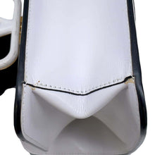 将图像加载到图库查看器中，Valentino Garavani V sling Shoulder Bag White Leather
