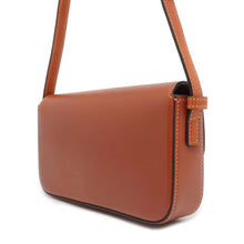 将图像加载到图库查看器中，CELINE Triomphe Claude One Shoulder Bag Tan 194143 Calf Leather
