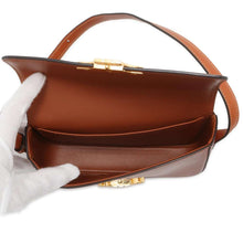 将图像加载到图库查看器中，CELINE Triomphe Claude One Shoulder Bag Tan 194143 Calf Leather
