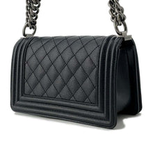 将图像加载到图库查看器中，CHANEL Boy Chanel ChainShoulder Bag Black A67085 Caviar Leather Size Small
