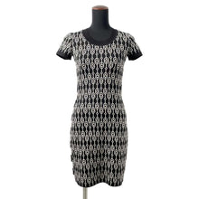 将图像加载到图库查看器中，HERMES Chaine d&#39;Ancre dress Size 34 Black/White Silk90% Nylon9% Polyurethane1%
