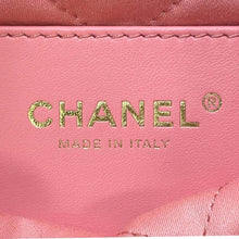 将图像加载到图库查看器中，CHANEL CHANEL 22 Handbag Pink AS3980 Shiny Calf Leather Size Mini
