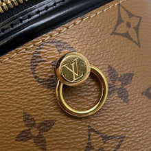 将图像加载到图库查看器中，LOUIS VUITTON Cannes Noir M43986 Monogram Monogram Reverse Canvas
