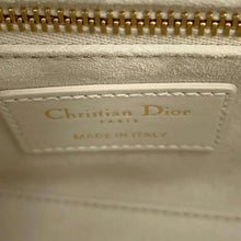 将图像加载到图库查看器中，Dior Lady Dior Cannage 2WAY Handbag latté M0505ONGE Lambskin Size Mini
