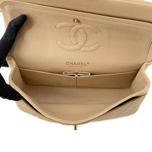 将图像加载到图库查看器中，CHANEL Matelasse W flap ChainShoulder Beige A01112 Lambskin Size 25
