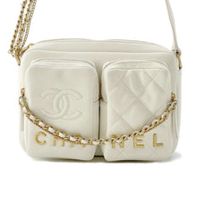 将图像加载到图库查看器中，CHANEL Small Camera Bag White AS2923 Leather
