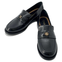 将图像加载到图库查看器中，CHANEL CC logo loafers Black G45988 Calf Leather Size 38C
