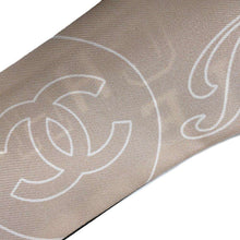 将图像加载到图库查看器中，CHANEL Scarf logo design Beige/Black Silk100%
