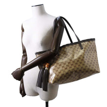 将图像加载到图库查看器中，GUCCI GG Crystal Bamboo Tassel Tote Bag Brown/Beige 354665 PVC Coated Canvas Leather
