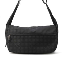 将图像加载到图库查看器中，CHANEL New Travel Line Messenger Bag Black A29348 Nylon Leather
