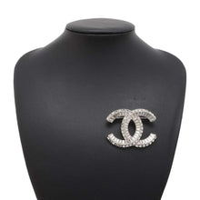 将图像加载到图库查看器中，CHANEL CC Logo RhinestoneBrooch Silver A63085 Metal
