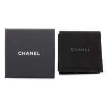 将图像加载到图库查看器中，CHANEL CC Logo RhinestoneBrooch Silver A63085 Metal
