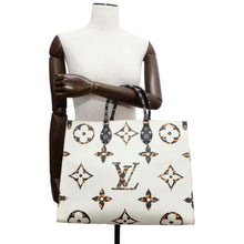 Load image into Gallery viewer, LOUIS VUITTON Onthego IvoireM44675 Monogram / Jungle Size GM
