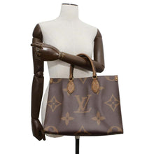 将图像加载到图库查看器中，LOUIS VUITTON Onthego RedM45321 Monogram Monogram Reverse Canvas Monogram Giant Size MM
