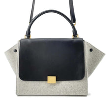 将图像加载到图库查看器中，CELINE Trapeze Gray/Black Felt Leather
