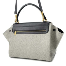 将图像加载到图库查看器中，CELINE Trapeze Gray/Black Felt Leather
