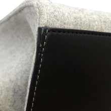 将图像加载到图库查看器中，CELINE Trapeze Gray/Black Felt Leather
