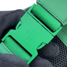 将图像加载到图库查看器中，GUCCI GG rubber effect belt bag Green 771422 GG Rubber
