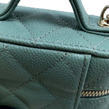 将图像加载到图库查看器中，CHANEL Small Vanity Shoulder Bag Green AP2503 Caviar Leather
