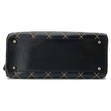 将图像加载到图库查看器中，CHANEL Wild Stitch Handbag Black A14692 Leather
