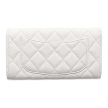 将图像加载到图库查看器中，CHANEL Matelasse Classic Long Flap Wallet White AP0241 Caviar Leather
