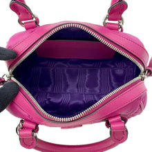 将图像加载到图库查看器中，GUCCI GGMatelasse Mini Travel Bag Pink 702251 Nylon Leather
