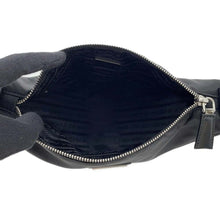 将图像加载到图库查看器中，PRADA Triangle Shoulder Bag Black 1BH190 Nylon
