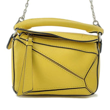 将图像加载到图库查看器中，LOEWE Puzzle bag Yellow A510U98X01 Leather Size Nano
