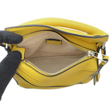 将图像加载到图库查看器中，LOEWE Puzzle bag Yellow A510U98X01 Leather Size Nano
