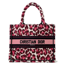 将图像加载到图库查看器中，Dior Book Tote Leopard Pink Canvas Size Small
