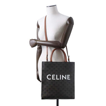 将图像加载到图库查看器中，CELINE Triomphe Vertical Cabas Tan 191542 PVC Leather Size Small
