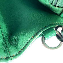 将图像加载到图库查看器中，CHANEL Matelasse ChainShoulder Bag Green A69900 Caviar Leather Size 20
