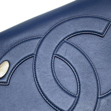 Load image into Gallery viewer, CHANEL CC Logo ChainShoulder Bag Navy AS0321 Leather
