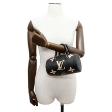 将图像加载到图库查看器中，LOUIS VUITTON Papillon Noir/ Beige M45980 Monogram Empreinte Leather Size BB
