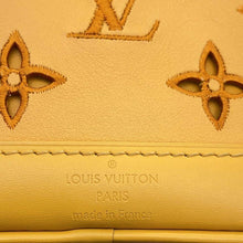 将图像加载到图库查看器中，LOUIS VUITTON Nano Noe Saffron M82469 Monogram・LV Broderie
