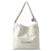 将图像加载到图库查看器中，CHANEL CHANEL22 Handbag White AS3260 Shiny Calf Leather Size Small
