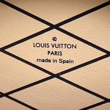 将图像加载到图库查看器中，LOUIS VUITTON Micro Boite Chapeau Beige M63886 Monogram/Transformed/Catogram
