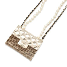 Load image into Gallery viewer, CHANEL Matelasse Bag Motif Long Pearl/Chain Necklace Gold AB6135 Metal Leather Faux Pearl
