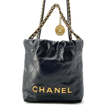 将图像加载到图库查看器中，CHANEL CHANEL 22 ChainHandbag Black AS3980 Shiny Calf Leather Size Mini
