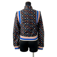 Load image into Gallery viewer, LOUIS VUITTON Game On Reversible Jacket Size 34 Black/White/Multicolor1A8LVL Nylon100%
