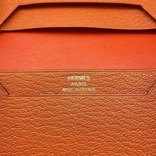 将图像加载到图库查看器中，HERMES Bearn Card Case Orange Chevre Myzore Goatskin
