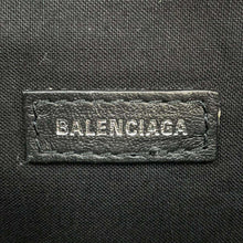 将图像加载到图库查看器中，BALENCIAGA Everyday Waist Bag Black 579617 Leather Size XS
