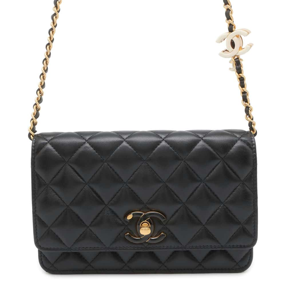 CHANEL Chain wallet Black AP3938 Shiny Lambskin / Enamel