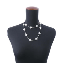 将图像加载到图库查看器中，Van Cleef &amp; Arpels Vintage Alhambra long necklace 20 motifs VCARA43300 18K White Gold
