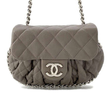 将图像加载到图库查看器中，CHANEL Chain Around Shoulder Bag Gray A49914 Lambskin
