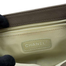 将图像加载到图库查看器中，CHANEL Chain Around Shoulder Bag Gray A49914 Lambskin
