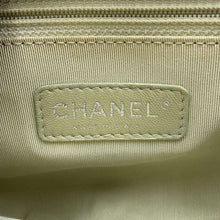 将图像加载到图库查看器中，CHANEL Chain Around Shoulder Bag Gray A49914 Lambskin
