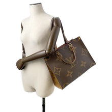 将图像加载到图库查看器中，LOUIS VUITTON Onthego Red M45321 Monogram Monogram Reverse Canvas Monogram Giant Size MM
