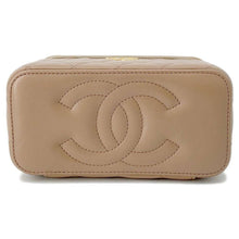 将图像加载到图库查看器中，CHANEL Matelasse WChain Vanity Case Beige AP3044 Lambskin
